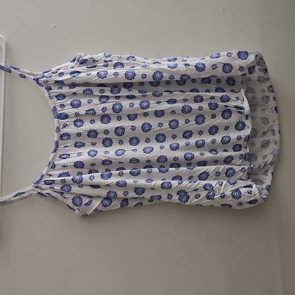 Medium Old Navy White and Blue Floral Camisole - Picture 3 of 3